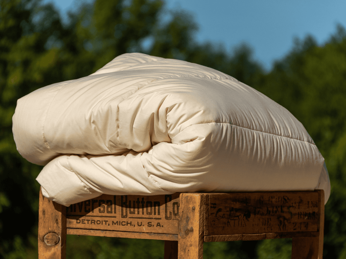 Wool Comforter - Image 3